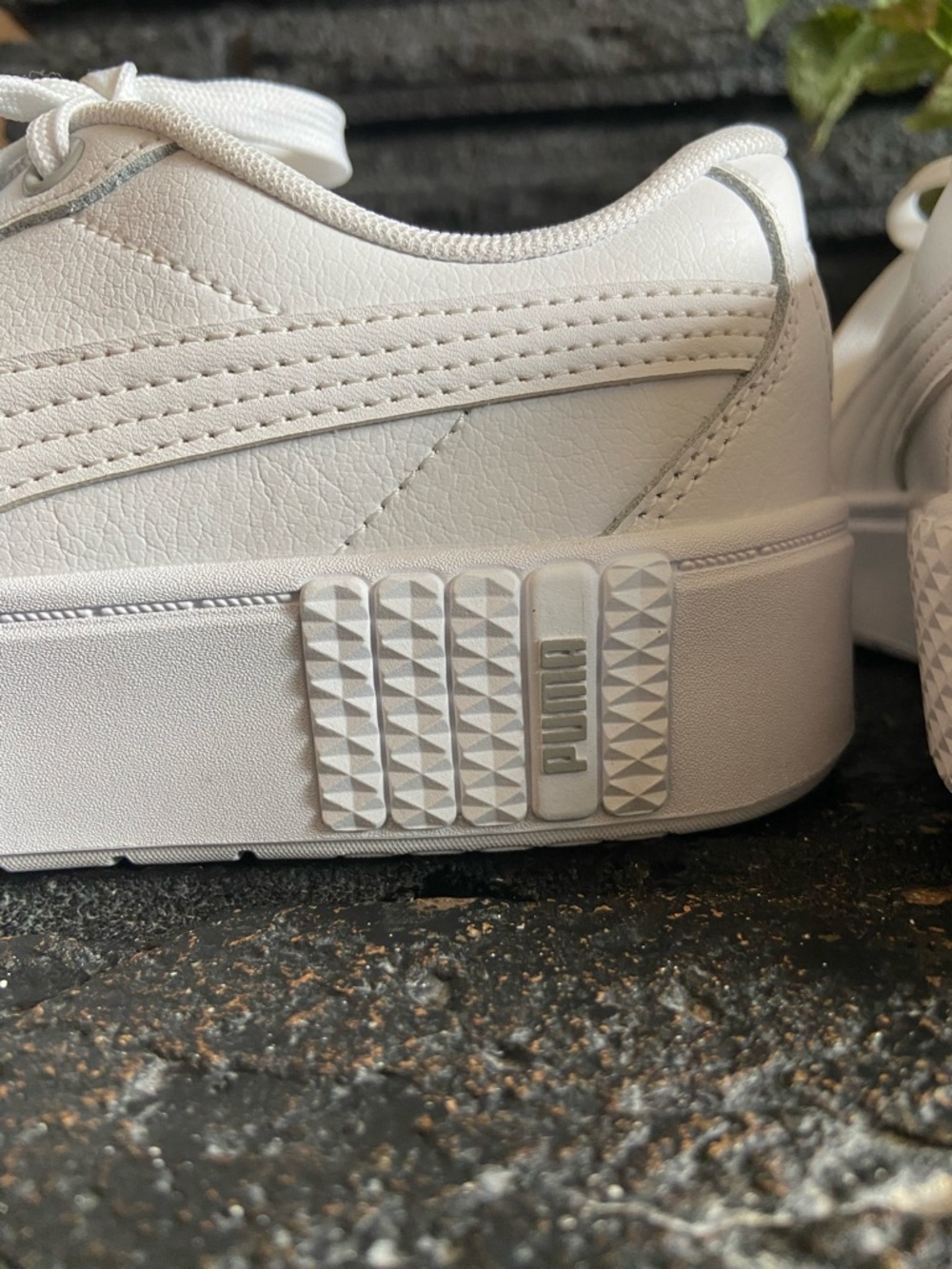 Puma White Platform Lace-Up Sneakers NWS - Picture 8 of 16